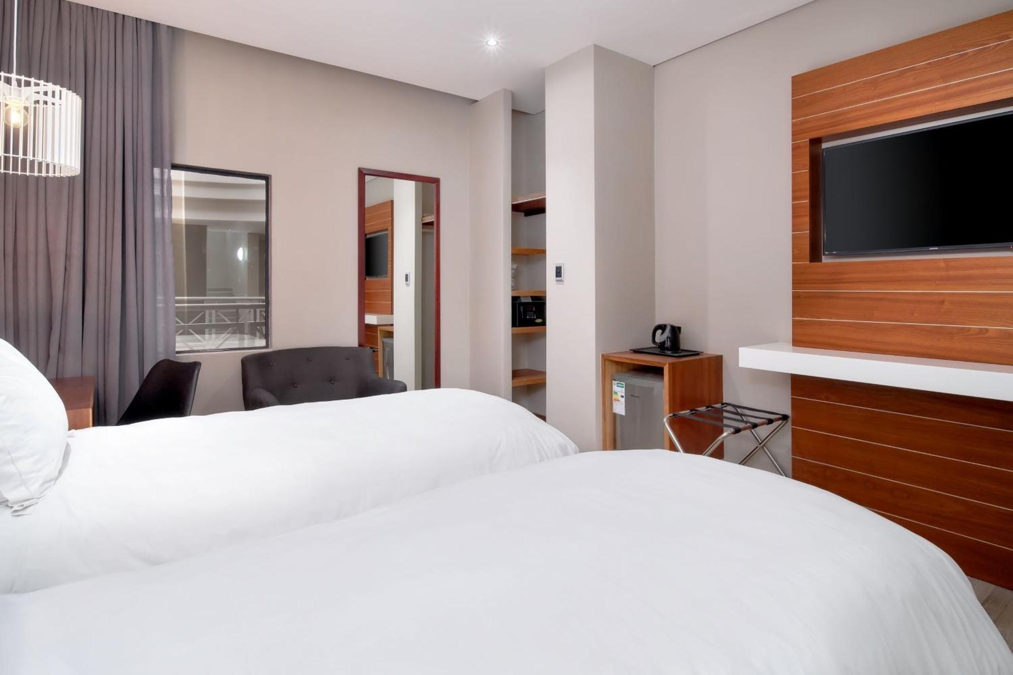 Protea Hotel By Marriott Pretoria Hatfield Rom bilde