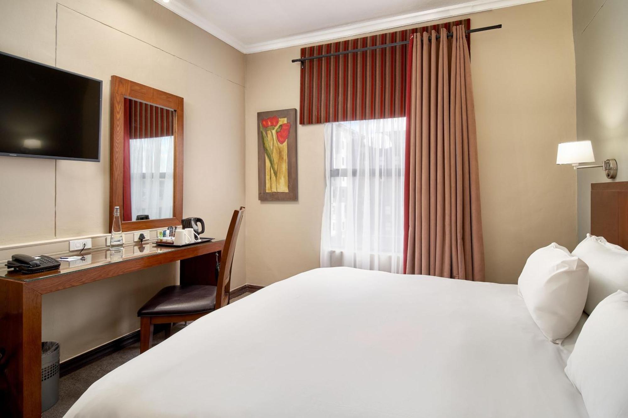 Protea Hotel By Marriott Pretoria Hatfield Rom bilde