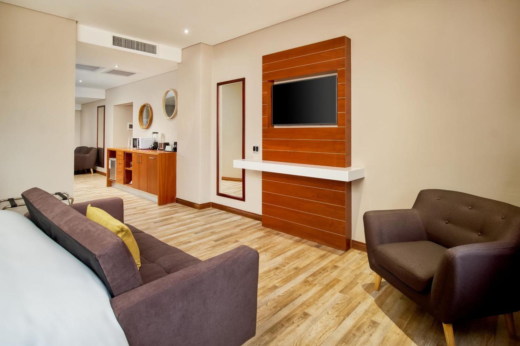 Protea Hotel By Marriott Pretoria Hatfield Eksteriør bilde