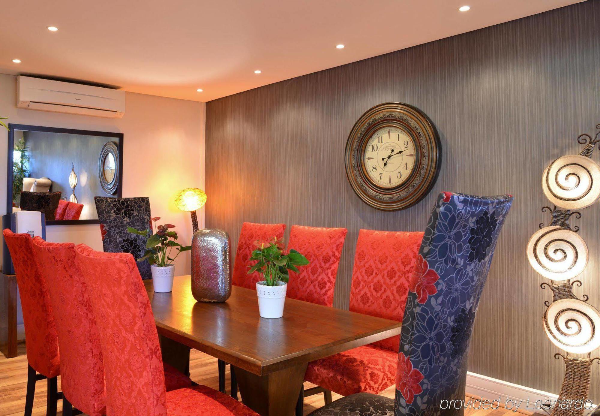 Protea Hotel By Marriott Pretoria Hatfield Eksteriør bilde