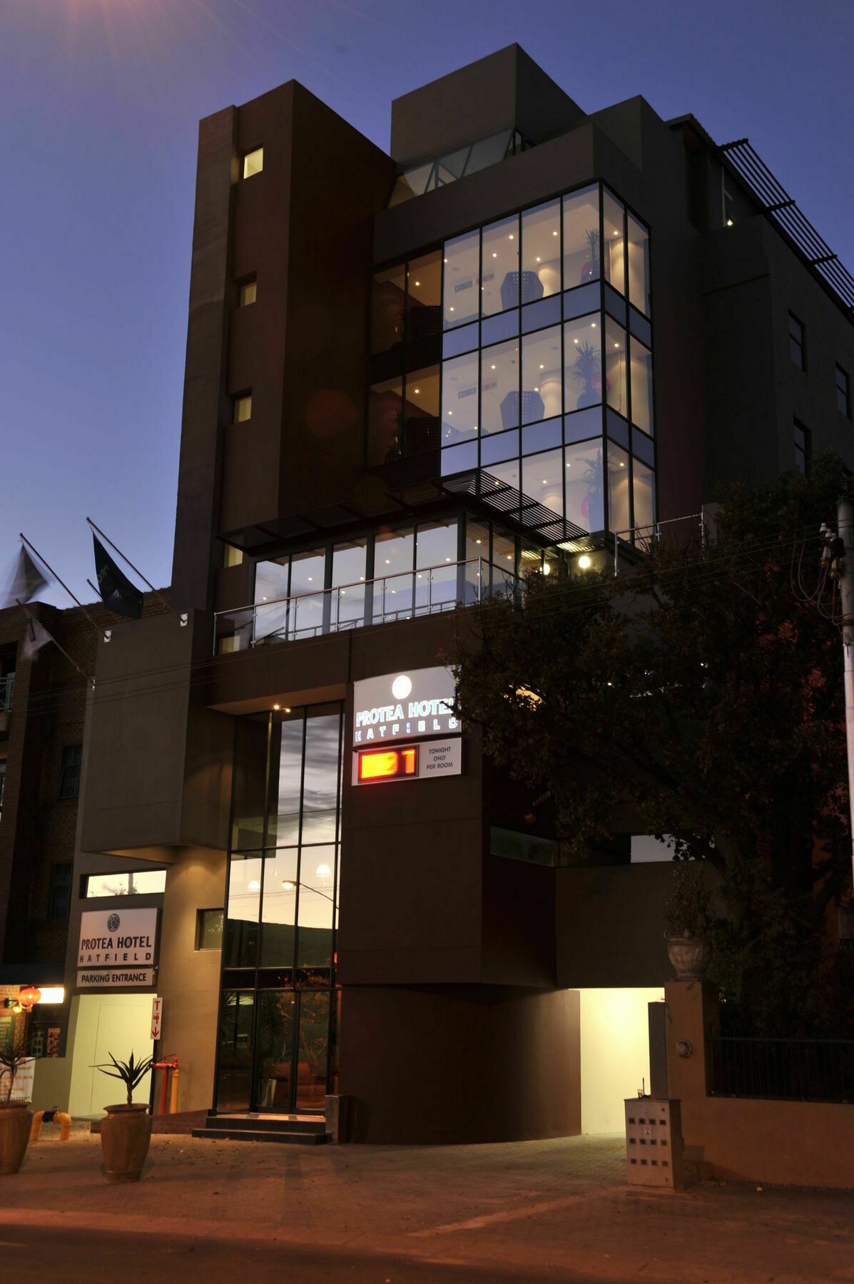 Protea Hotel By Marriott Pretoria Hatfield Eksteriør bilde