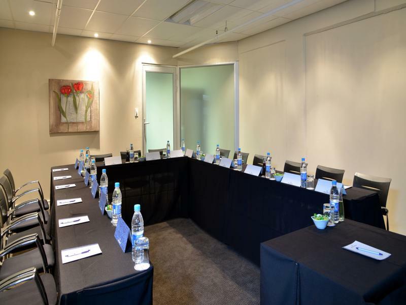Protea Hotel By Marriott Pretoria Hatfield Eksteriør bilde
