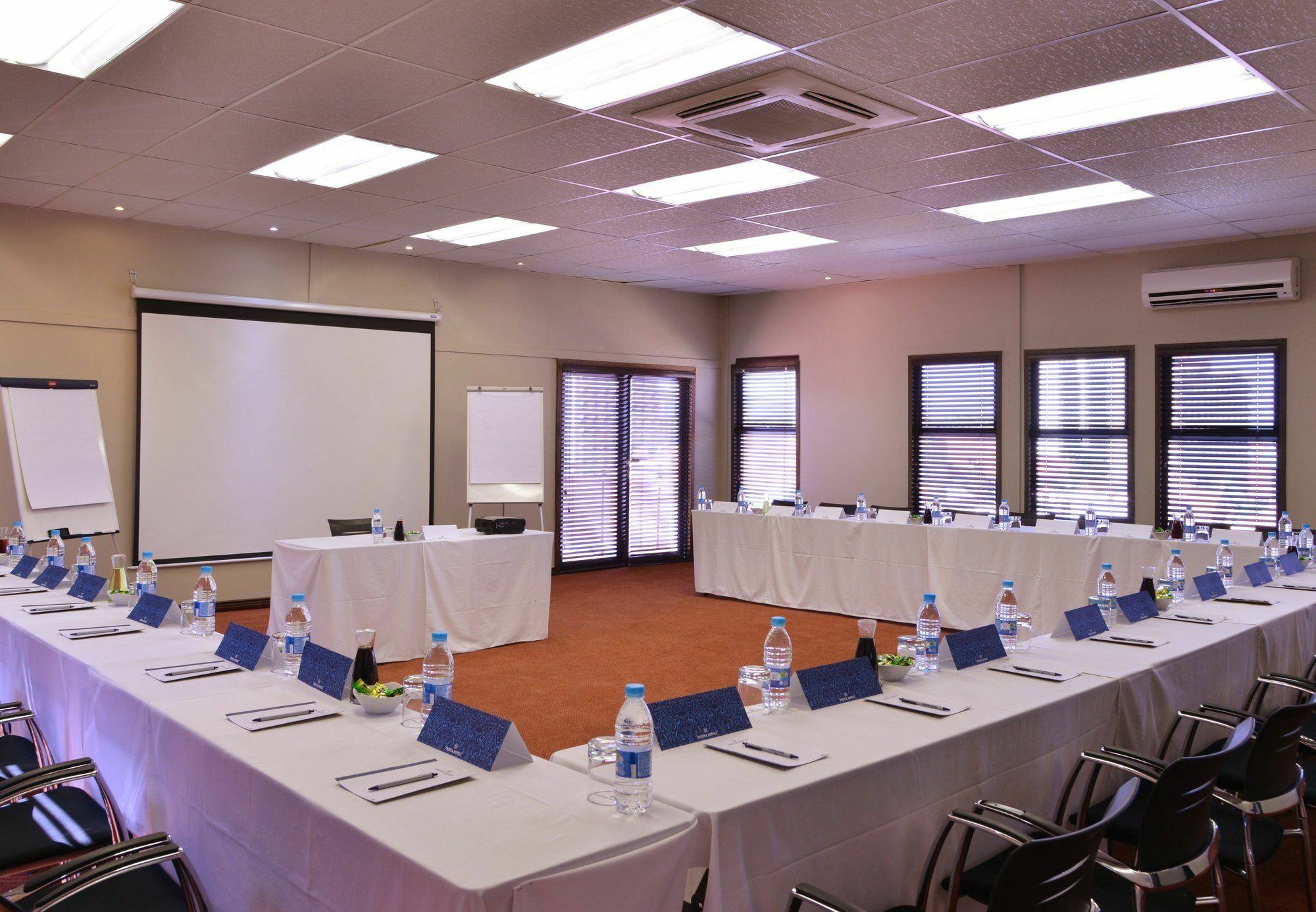 Protea Hotel By Marriott Pretoria Hatfield Eksteriør bilde